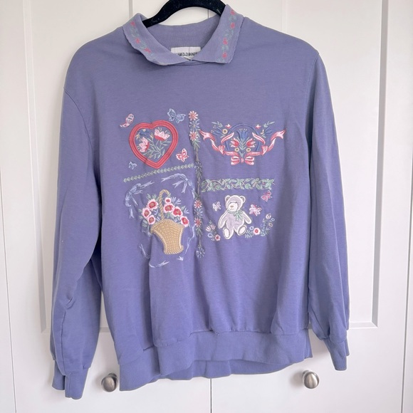 Vintage Tops - Vintage Grandma-core Purple Sweatshirt Size M
